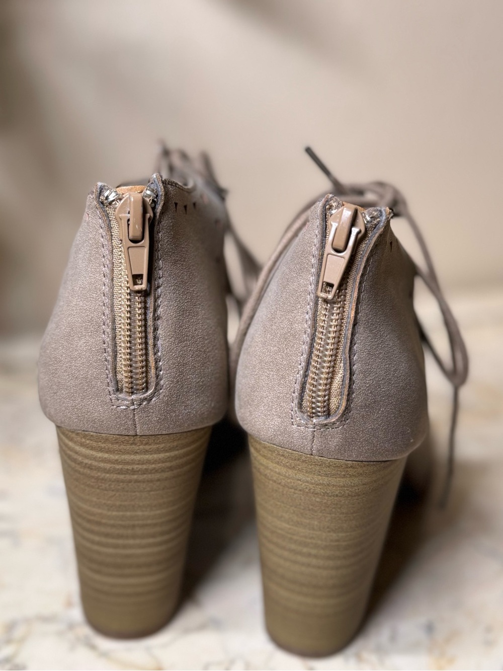 BKE Lace-Up Cutout Peep Toe Sandals - Picture 5 of 9